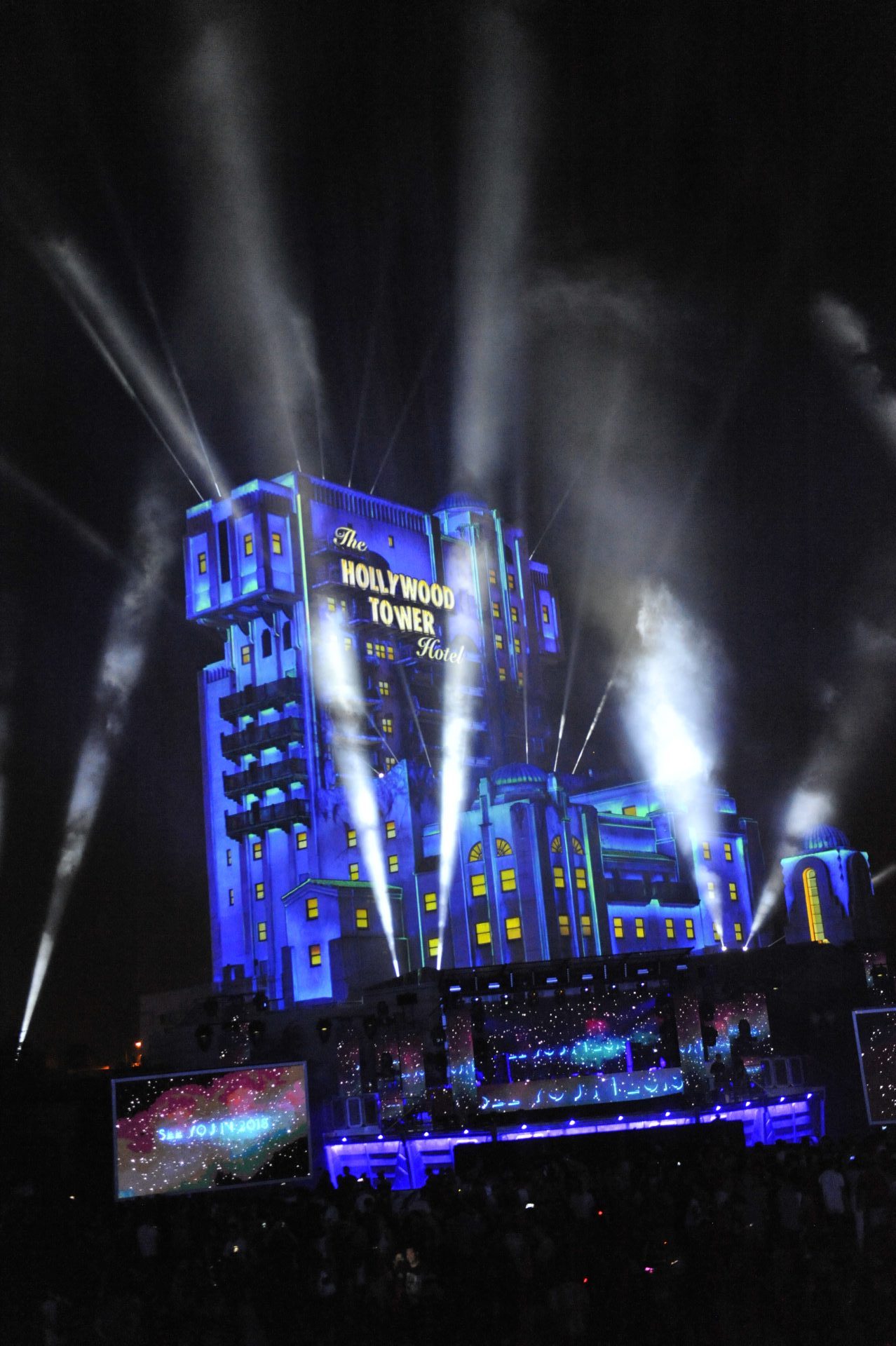 Electroland at Disneyland® Paris Gallery Check Out the Magic!